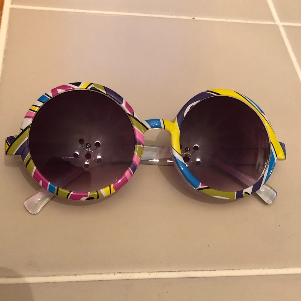 Retro Sunglasses - image 1